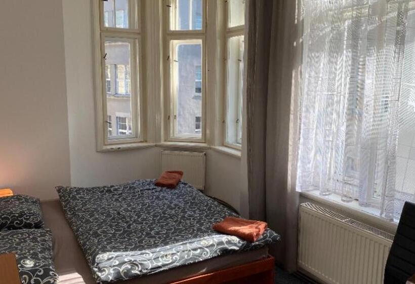 غرفة قياسية حمام مشترك, U Betty   Ostrava Centrum