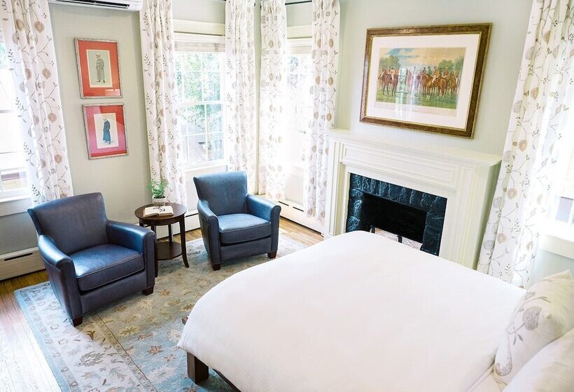 Номер Стандарт, The Red Fox Inn & Tavern