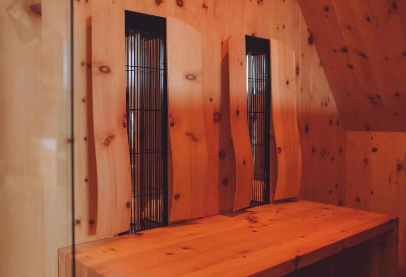 جناح جونيور مزوَّد بشرفة, Oberhauser Hütte Rodenecker   Lüsner Alm