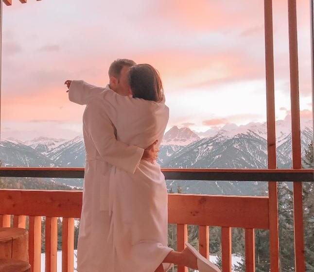 جناح مزود بتراس, Oberhauser Hütte Rodenecker   Lüsner Alm