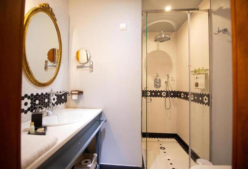 חדר דלוקס, Vila Ebel