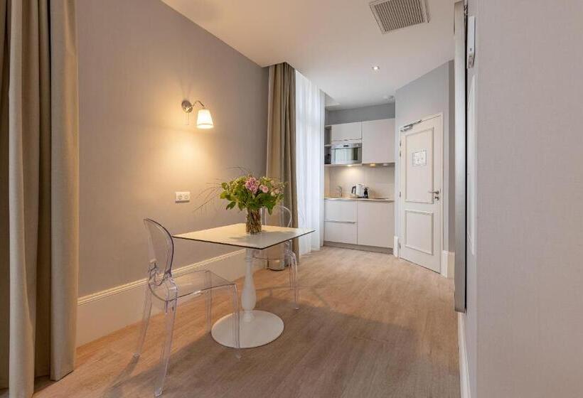 إستوديو سوبيريور, La Maison Blanche   Apparthôtels De Charme Chic & Cosy à 350m Du Cœur De Ville De Limoges   Accès Au