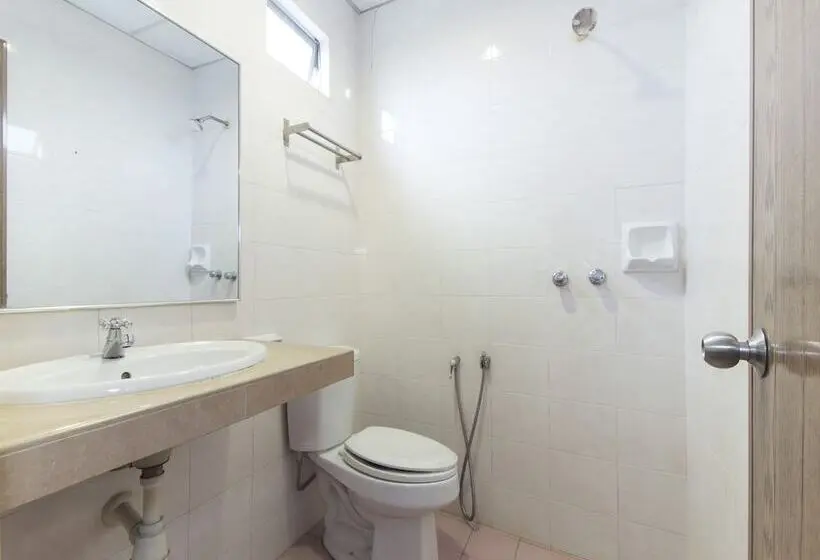 اتاق استاندارد, Oyo 484 Comfort Hotel Kapar