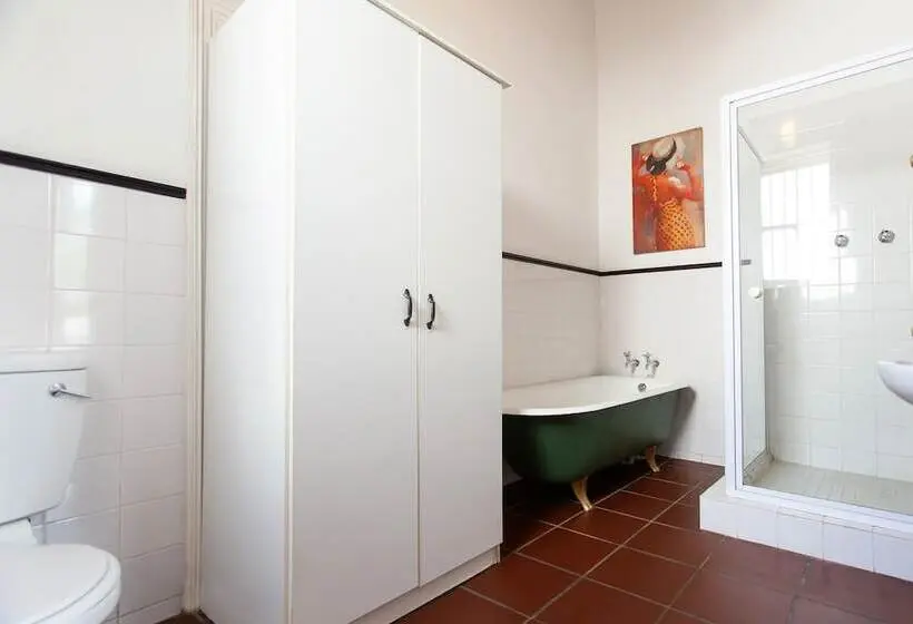 デラックスルーム, The Habit Guesthouse