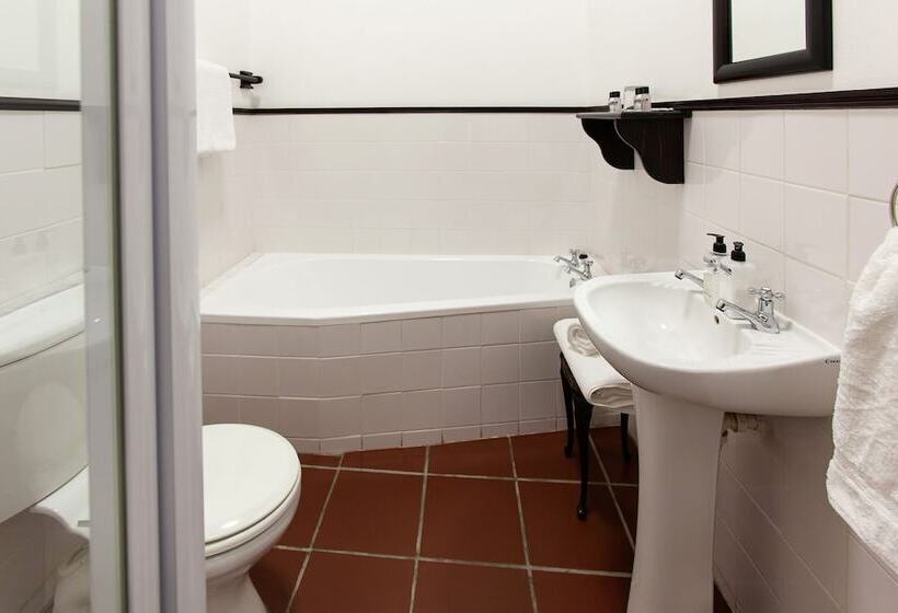 Номер Deluxe, The Habit Guesthouse