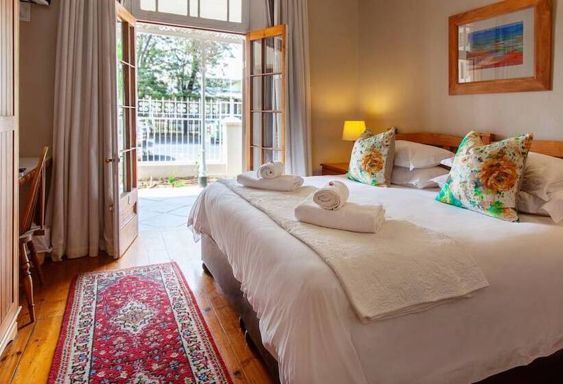 Номер Deluxe, The Habit Guesthouse