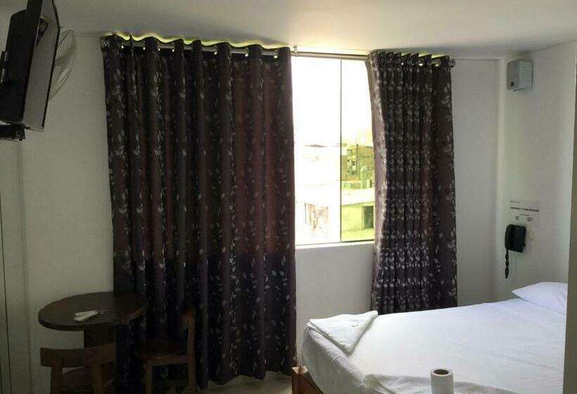 اتاق لوکس, Hostal Sueños