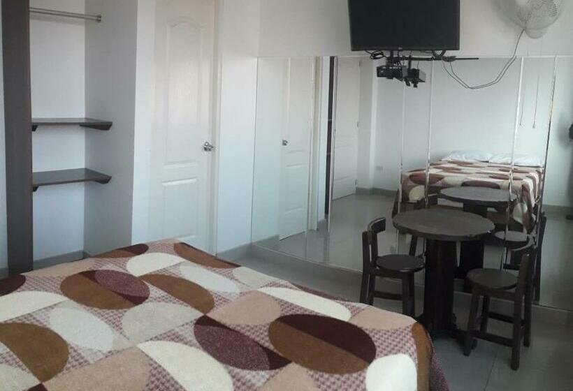 디럭스 룸, Hostal Sueños