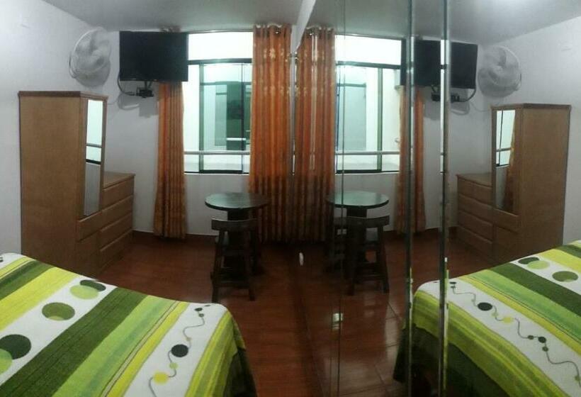 디럭스 룸, Hostal Sueños