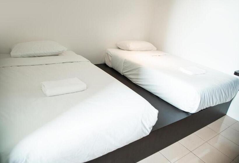 Quarto Economy, Shuang Ling Inn