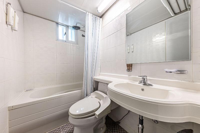 Номер Комфорт, Mitsui Garden Hotel Fukuoka Gion