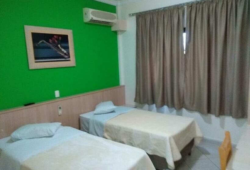 חדר סטנדרט, Sokulski Park