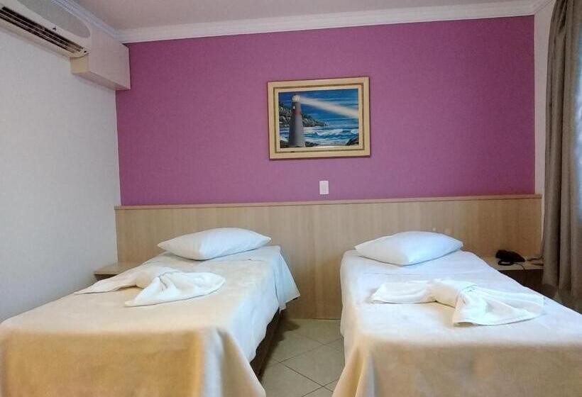 חדר סטנדרט, Sokulski Park