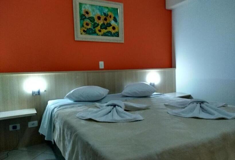 חדר דלוקס, Sokulski Park