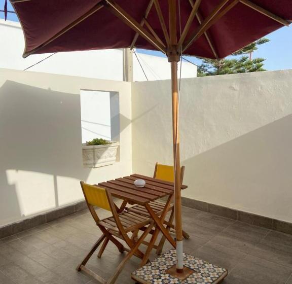 غرفة قياسية مزوَّدة بتراس, Dar Misk