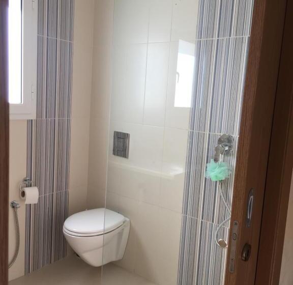 غرفة قياسية مطلّة علي حمام السباحة, Dar Misk