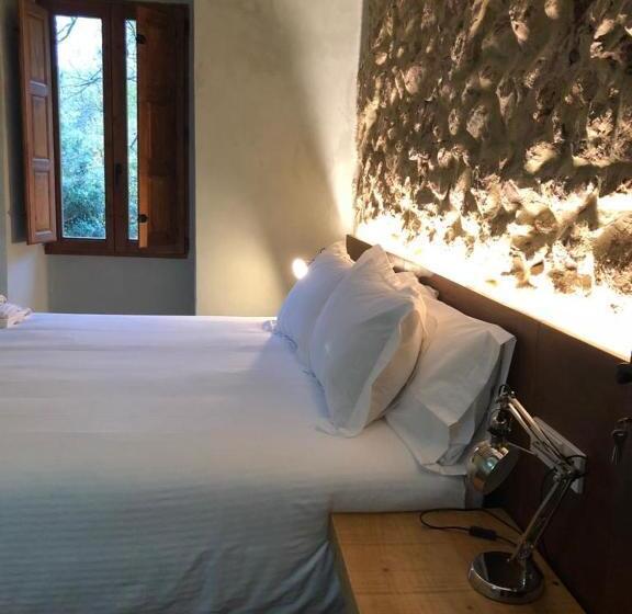 标准间, Hostal De Bianya