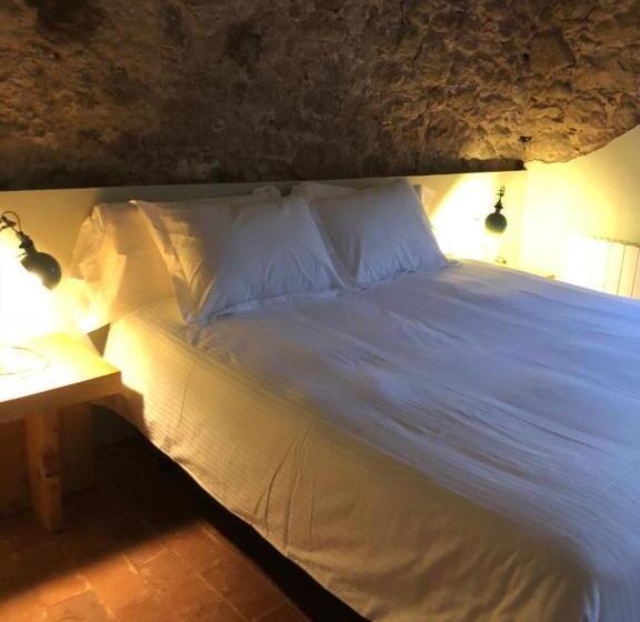 Номер Стандарт, Hostal De Bianya