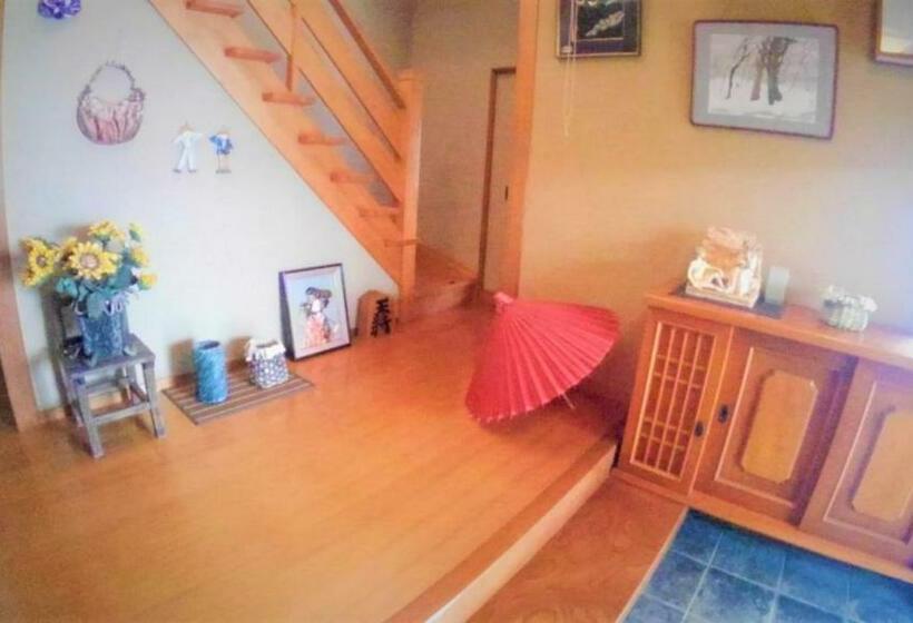 Семейный Номер, Anbeeena