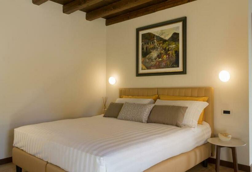 スタンダードルーム, Crystal Luxury House