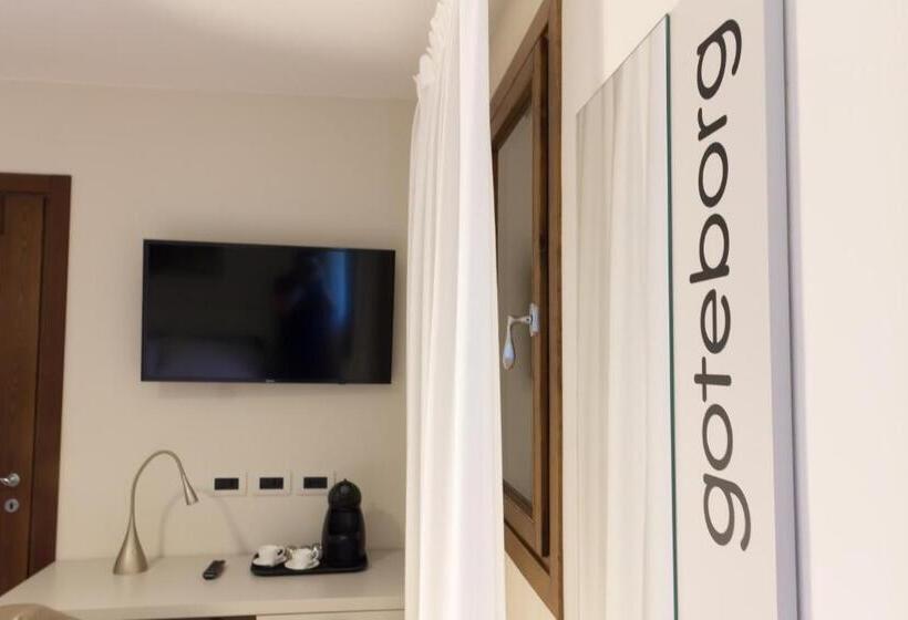 スタンダードルーム, Crystal Luxury House