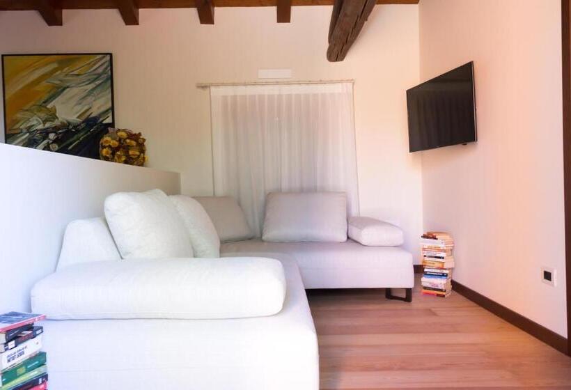 テラス付スイート, Crystal Luxury House