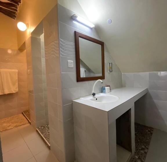 اتاق استاندارد با تخت بزرگ, Tahira Villa