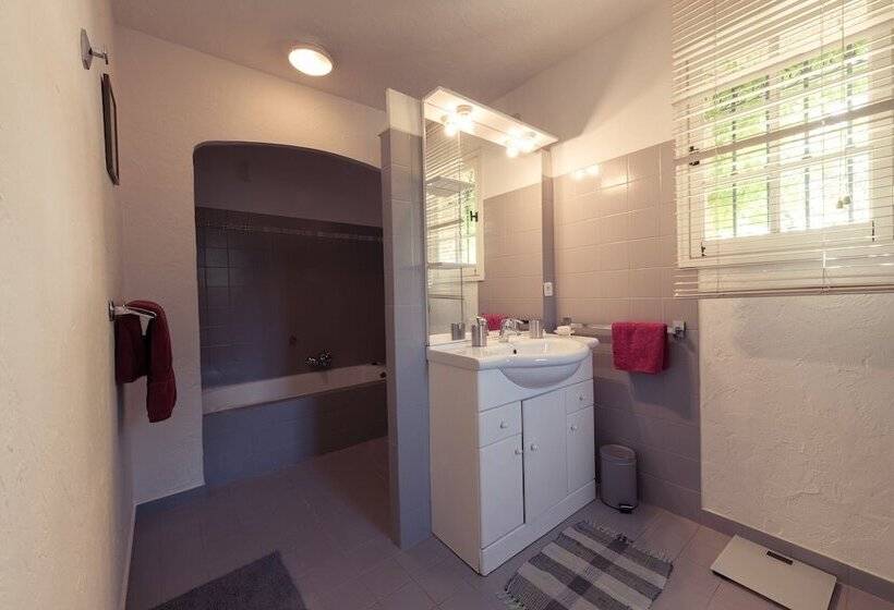 Трехместный Номер Комфорт, Villa Fontane Provence