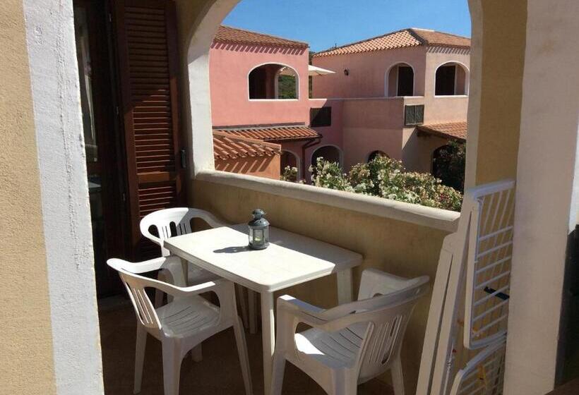 Апартаменты 2 Спальни, Sardinia Beach Apartments