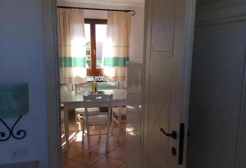 2ベッドルームのスーペリアアパートメント, Sardinia Beach Apartments