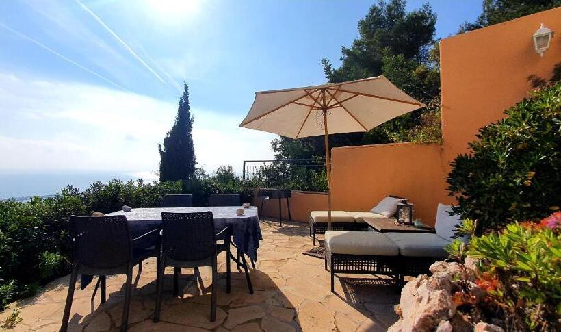 Апартаменты 1 Спальня Вид на Море, Ashram Villa Sunshine