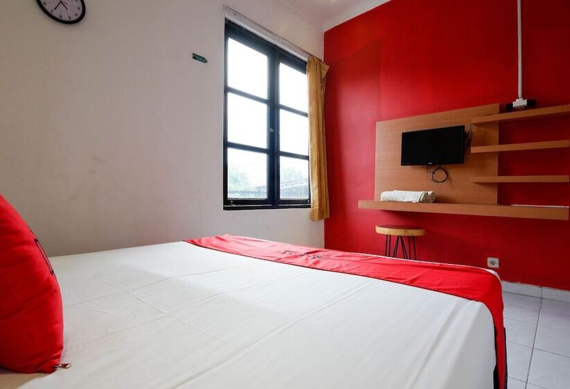 豪华房间, Reddoorz Near Universitas Diponegoro 2