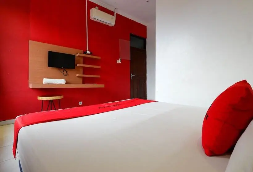 デラックスルーム, Reddoorz Near Universitas Diponegoro 2