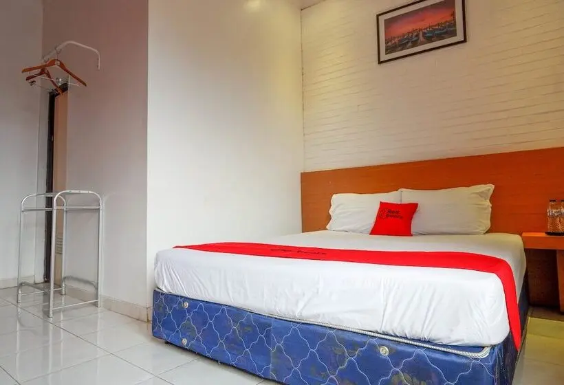 デラックスルーム, Reddoorz Near Universitas Diponegoro 2