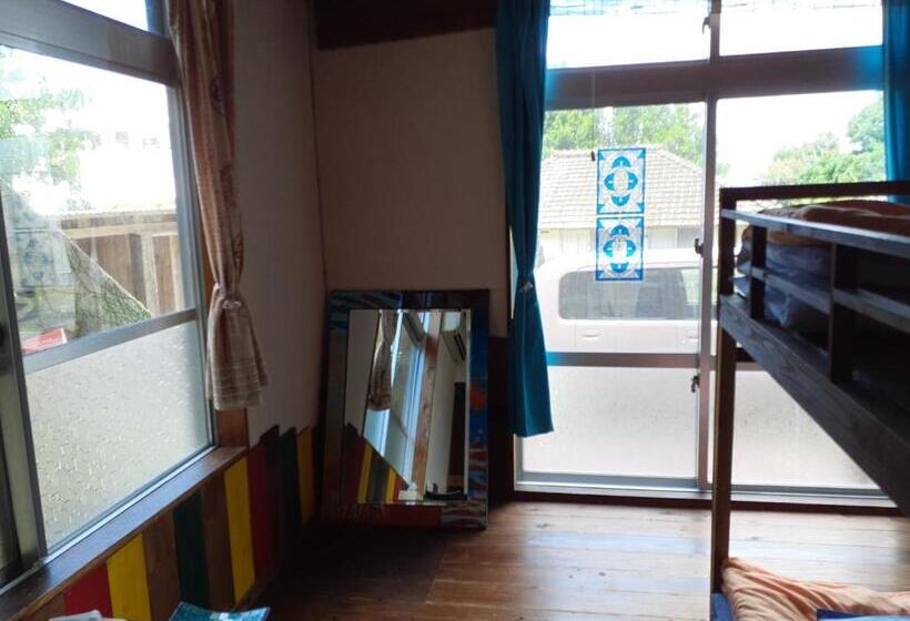 스탠다드 룸 공동 욕실, Backpackers Guesthouse Border