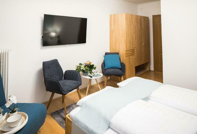 Номер Стандарт, Pension Auszeit Velden