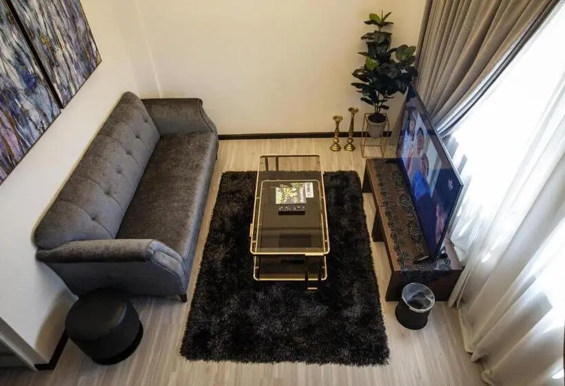 مجموعه ویستا شهر, Amamas Boutique Hotel Kuching