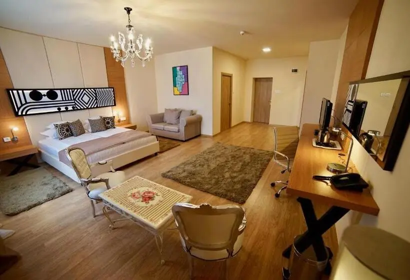 اتاق سوپریور یک تخته, Astoria
