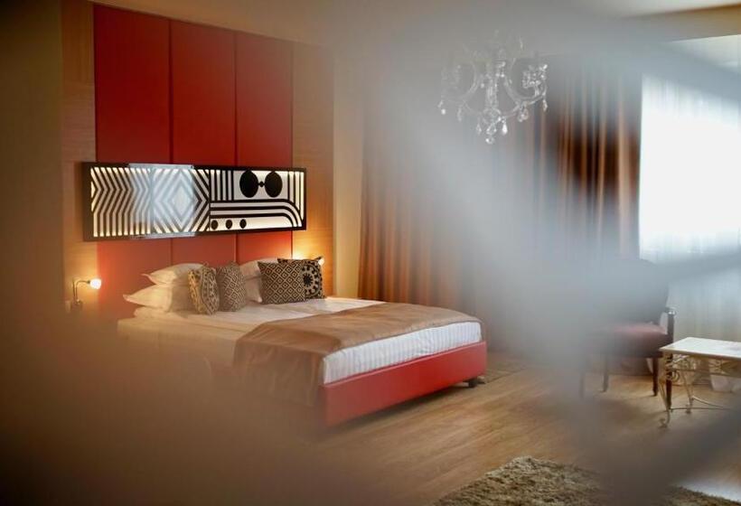 غرفة سوبيريور فردية, Astoria