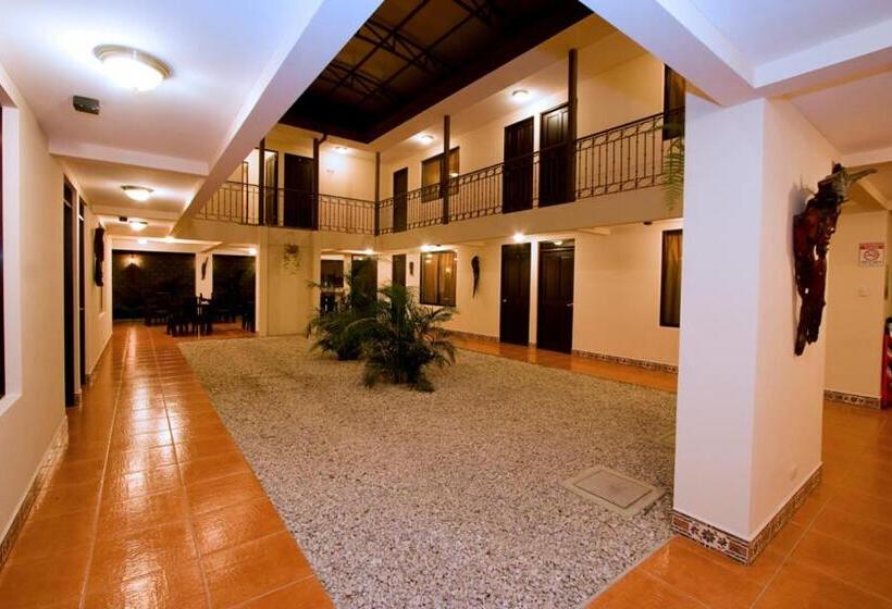 Номер Стандарт, El Cerro