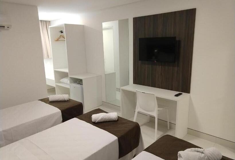 高级三人间, Jucazinho