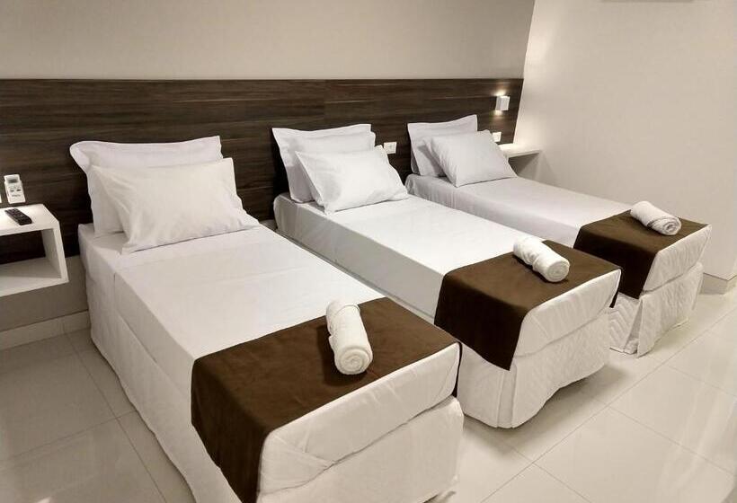 高级三人间, Jucazinho