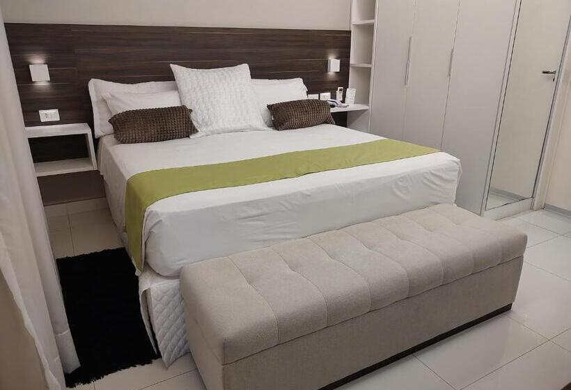 带大床的豪华间, Jucazinho