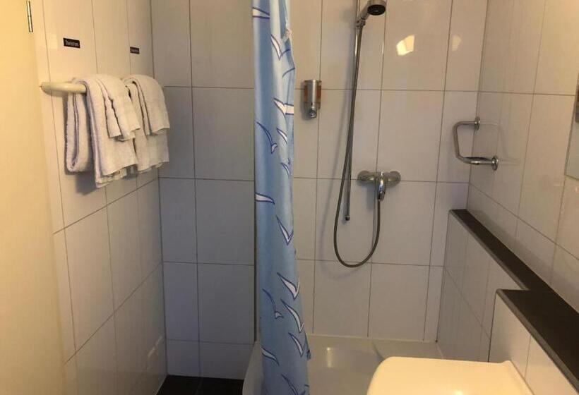 Standardrum, Sass Apart