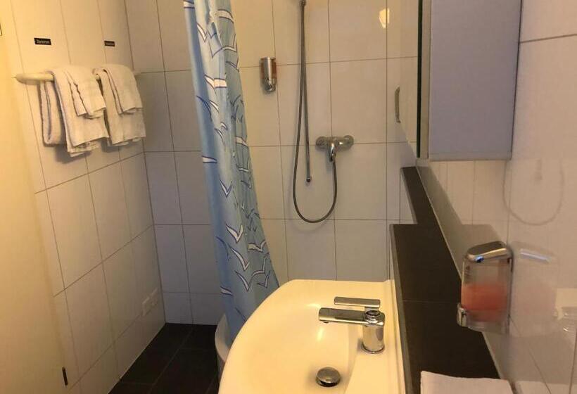 Standardrum, Sass Apart