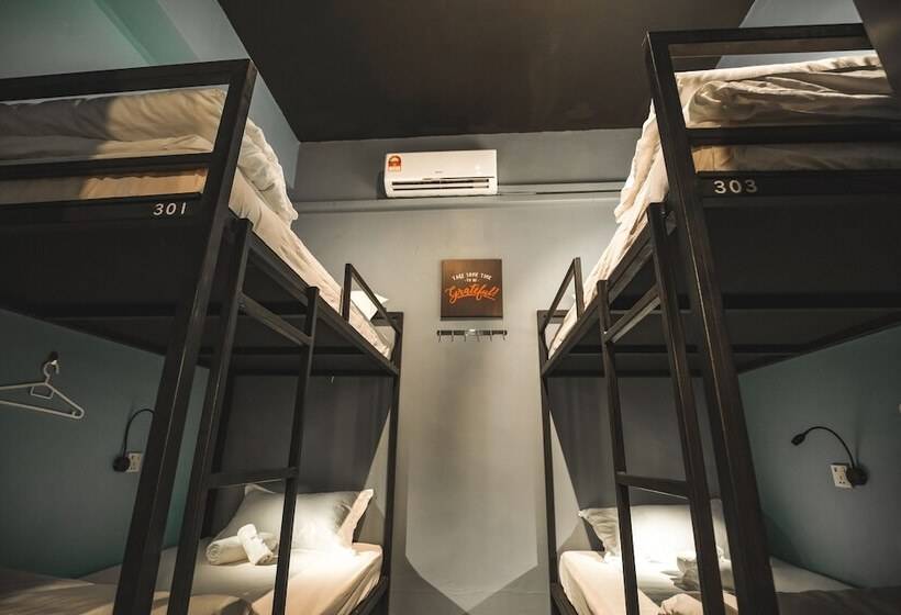 سرير فى غرفة مشتركه, Vibrant Hostel