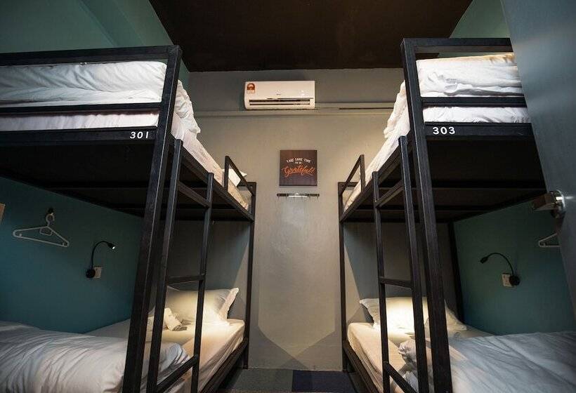 Cama em Quarto Partilhado, Vibrant Hostel