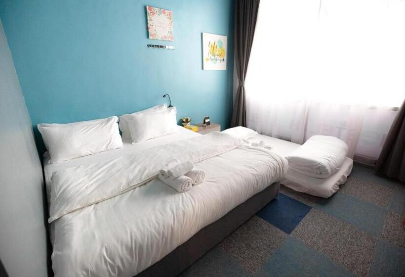 Quarto Familiar, Vibrant Hostel