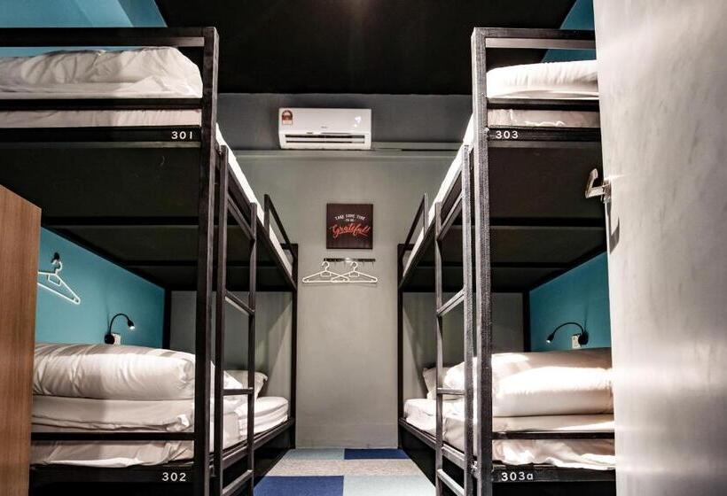 سرير فى غرفة مشتركه, Vibrant Hostel