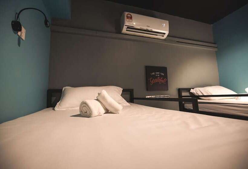 سرير فى غرفة مشتركه, Vibrant Hostel